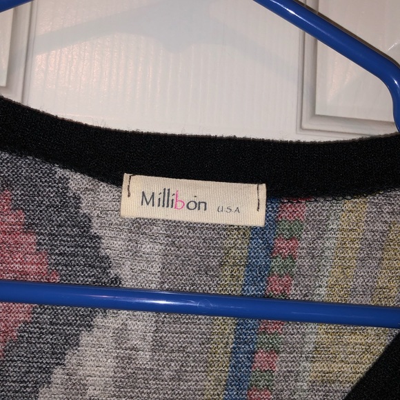 Aztec Shirt - Picture 2 of 3